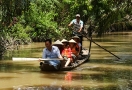 Sampan cruise in Cai Be