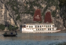 Magnificient Tien Ong Cave in Halong bay 
