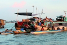 Cai Rang floating market 