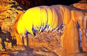 Nguom Ngao Cave: A Natural Masterpiece In Cao Bang, Vietnam