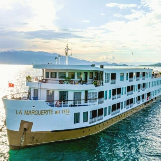 Rv La Marguerite Cruise Through Mekong River 