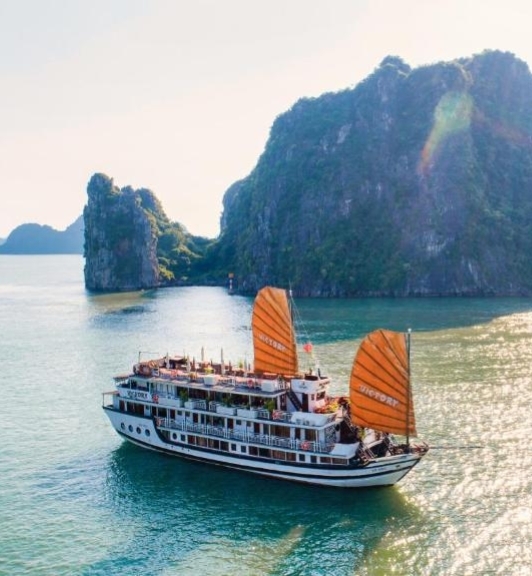 Victory Cruise Boat In Halong Bay 