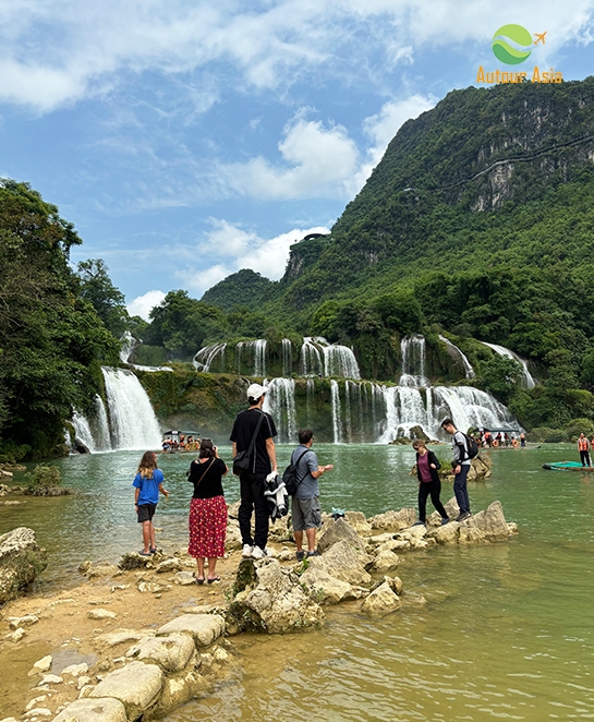 Trip to Ha Giang - Cao Bang - Ban Gioc Falls by a French Family