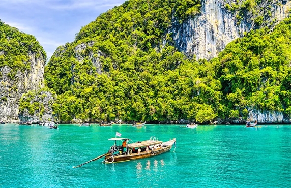 Thailand In March: Weather, Where To Go, What To See, Itinerary And FAQ Thailand In March: Weather, Where To Go, What To See, Itinerary And FAQ