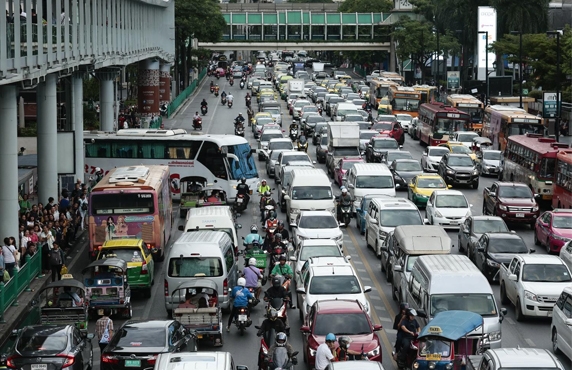 How To Drive In Thailand ? Driving Guide For Foreigners How To Drive In Thailand ? Driving Guide For Foreigners