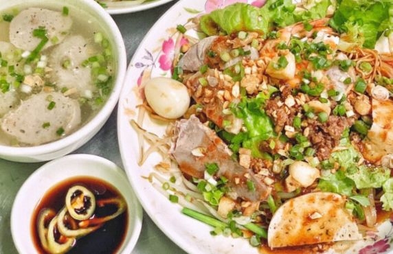 What To Eat In The Mekong Delta? Top Must-try Specialties For You What To Eat In The Mekong Delta? Top Must-try Specialties For You