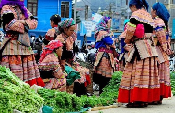 Bac Ha Travel Guide: Explore Vibrant Ethnic Cultures In North Vietnam Bac Ha Travel Guide: Explore Vibrant Ethnic Cultures In North Vietnam