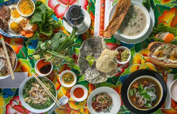 Traditional Vietnamese Breakfast - Top 10 Best Vietnamese Breakfast Dishes Traditional Vietnamese Breakfast - Top 10 Best Vietnamese Breakfast Dishes
