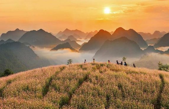 Sung La Valley - Natural Beauty In The Heart Of The Ha Giang Karst Plateau Sung La Valley - Natural Beauty In The Heart Of The Ha Giang Karst Plateau