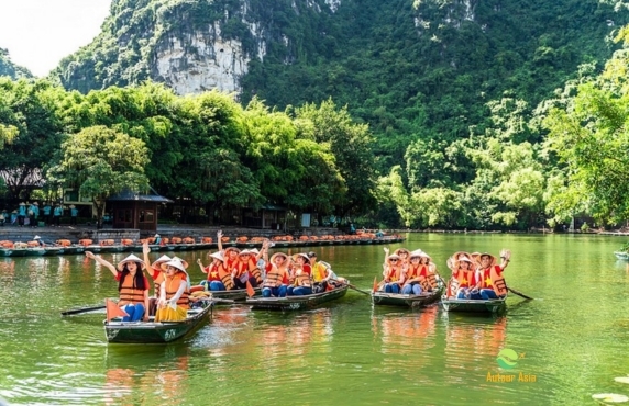 2 Days In Tam Coc Ninh Binh – Travel Tips By Kevin 2 Days In Tam Coc Ninh Binh – Travel Tips By Kevin