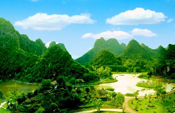 Things To Do And To See At Thung Nham Bird Garden In Ninh Binh Vietnam Things To Do And To See At Thung Nham Bird Garden In Ninh Binh Vietnam