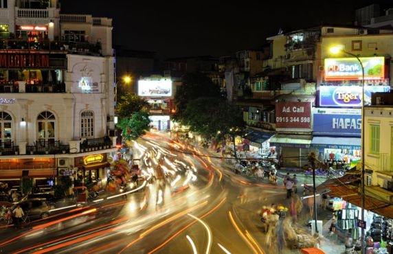 How To Drive In Vietnam ? Driving Guide For Foreigners How To Drive In Vietnam ? Driving Guide For Foreigners