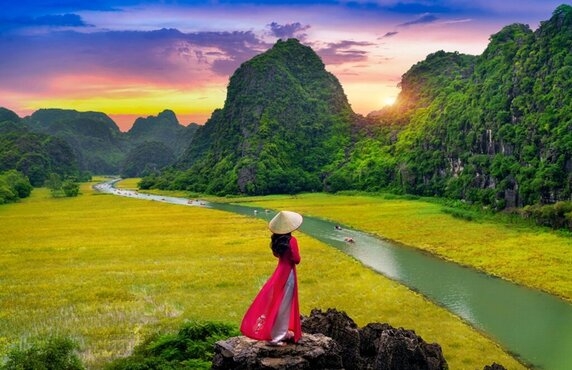 How To Spend 10 Days In Vietnam? The Best Vietnam Travel Itinerary 10 Days How To Spend 10 Days In Vietnam? The Best Vietnam Travel Itinerary 10 Days