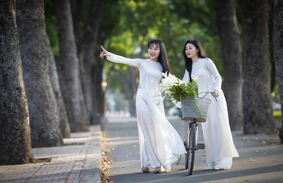 Vietnam In April: Weather, Where To Go, What To See, Itinerary And FAQ Vietnam In April: Weather, Where To Go, What To See, Itinerary And FAQ