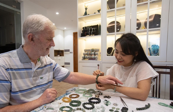 Vietnamese Jade Jewelry - Where To Buy Authentic Jade In Vietnam ? Vietnamese Jade Jewelry - Where To Buy Authentic Jade In Vietnam ?