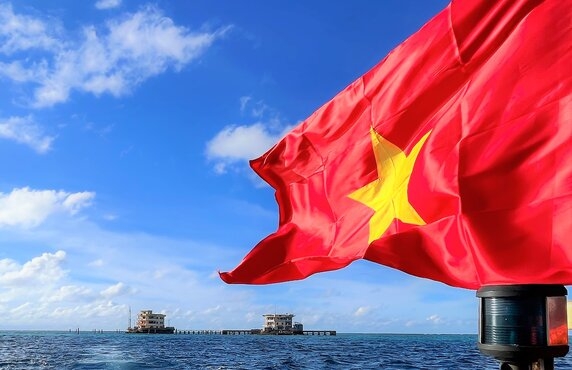 What Does Vietnam Flag Represent? Special Meanings Of Vietnam National Flag What Does Vietnam Flag Represent? Special Meanings Of Vietnam National Flag