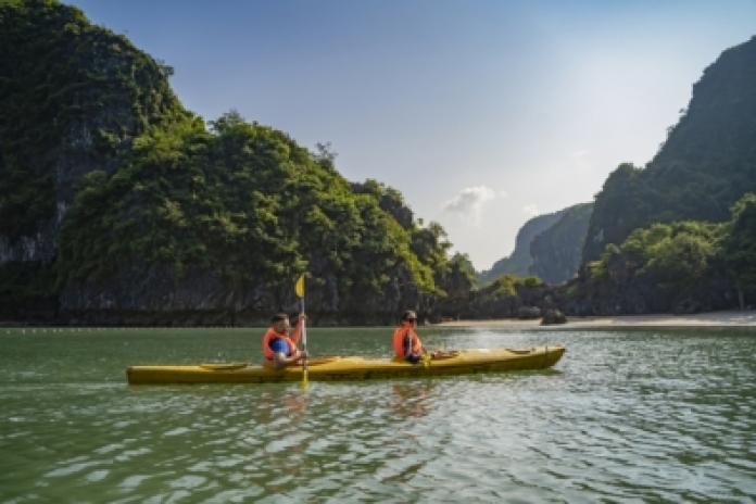 Hanoi - Halong Bay - Luon Cave - Titop Island (L,D)