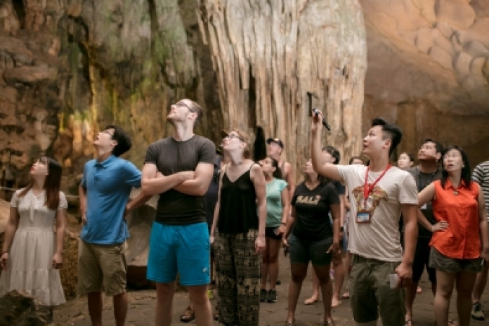 Sung Sot Cave - Halong Bay (B, L)