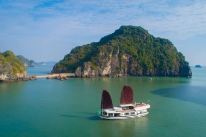 Ha Long International Harbor – Bai Tu Long Bay – Thien Canh Son Cave (L, D)