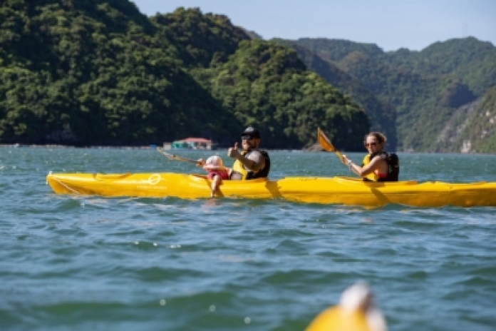 Lan Ha Bay - Halong - Tuan Chau Marina (B,L)