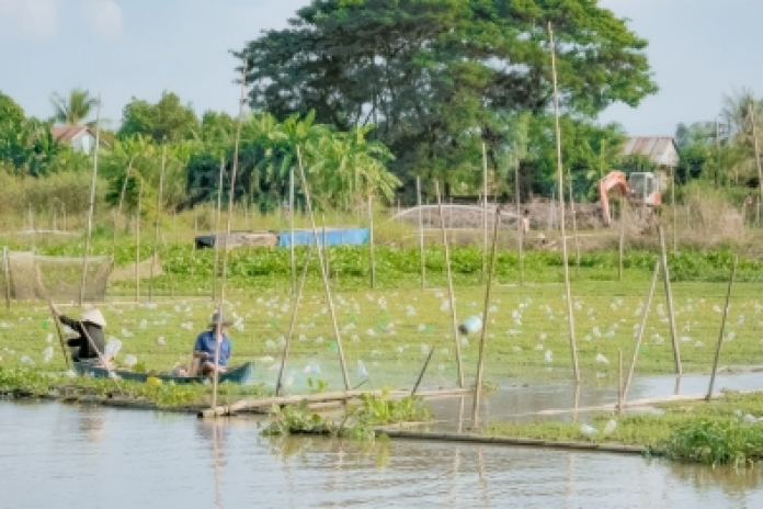 Farming Village of Ban Don Saingam (B,L,D)