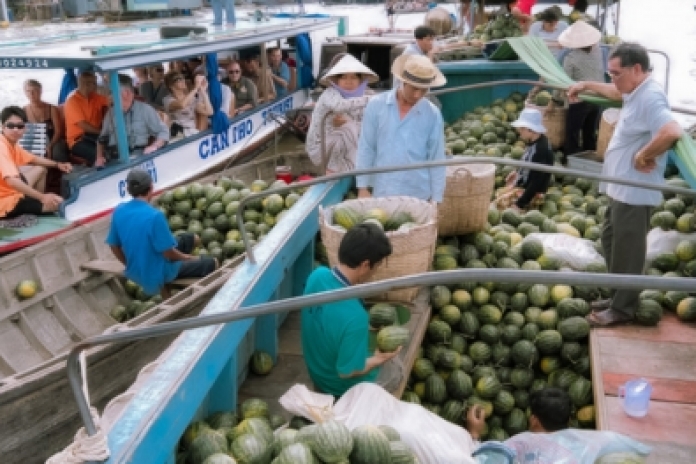 Cai Be - Tan Phong Islet - Can Tho (B,L,D)