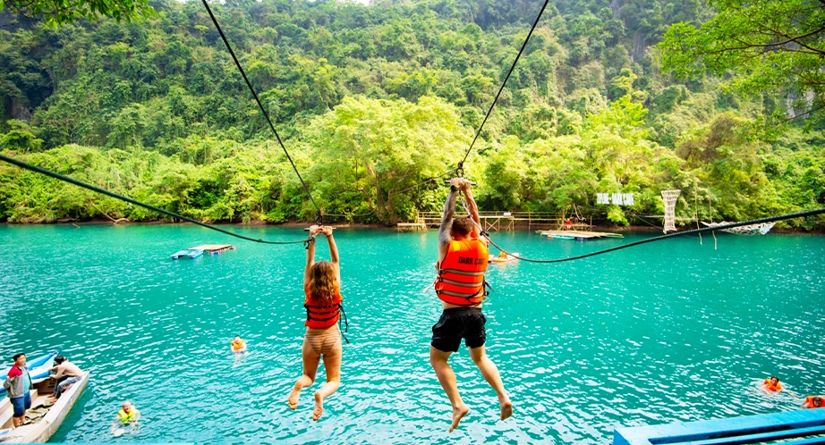 922-4-grotte-sombre-zipline-phong-nha-ke-bang