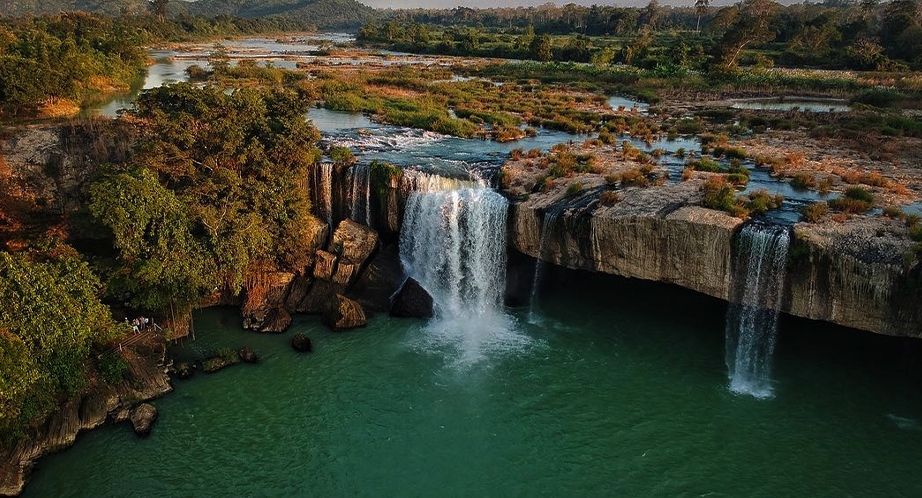 1b-922-Dray-Nur-Dak-lak-waterfall