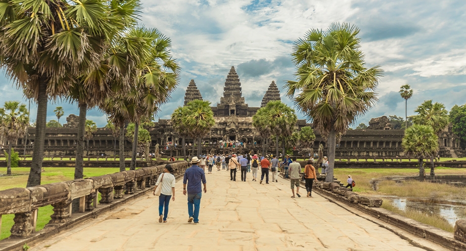 922-authentic-angkor-wat