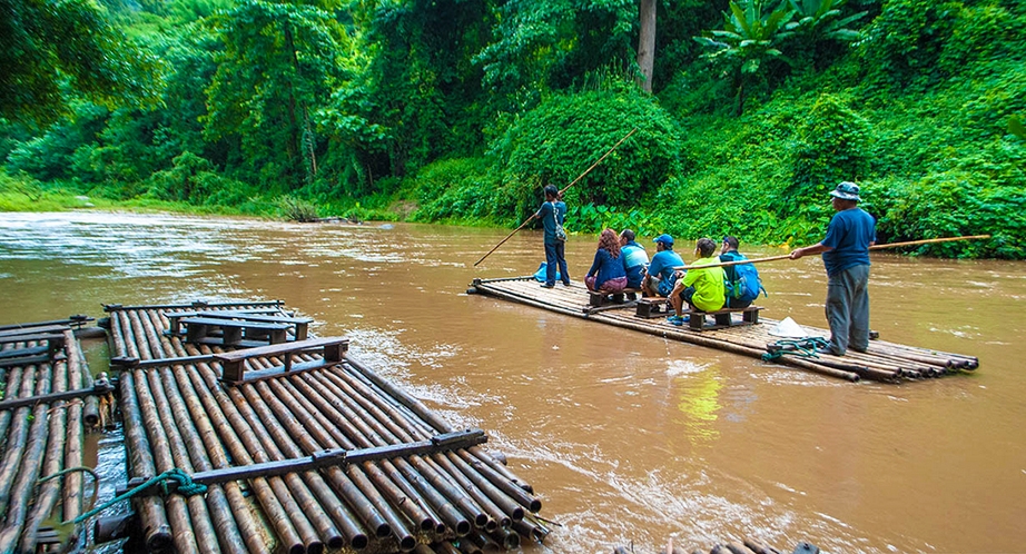 Bamboo raft on Mae Tang river