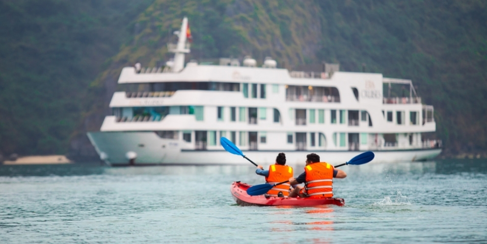 Era cruise in Halong Bay 