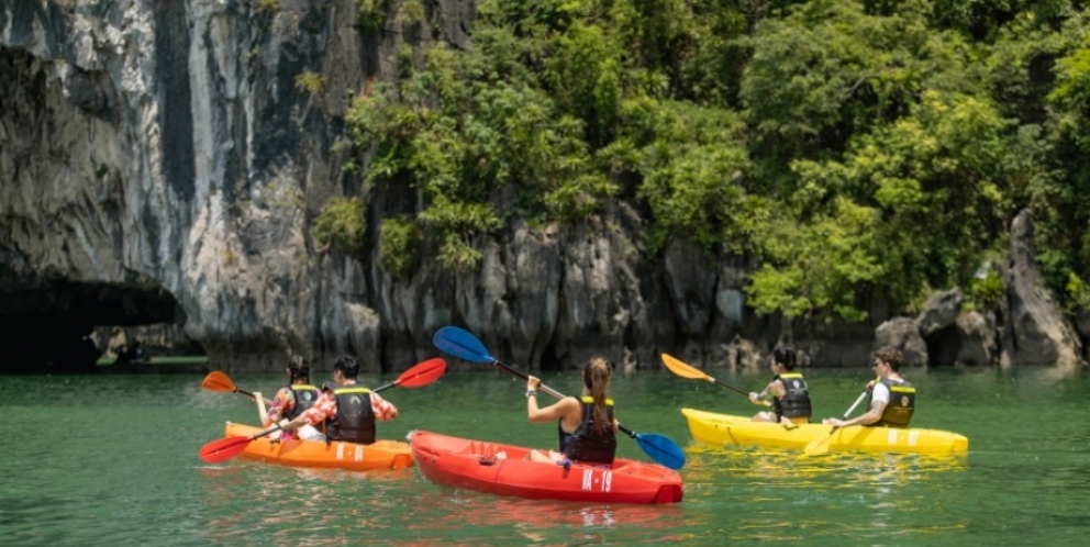 Kayaking in Halong Bay