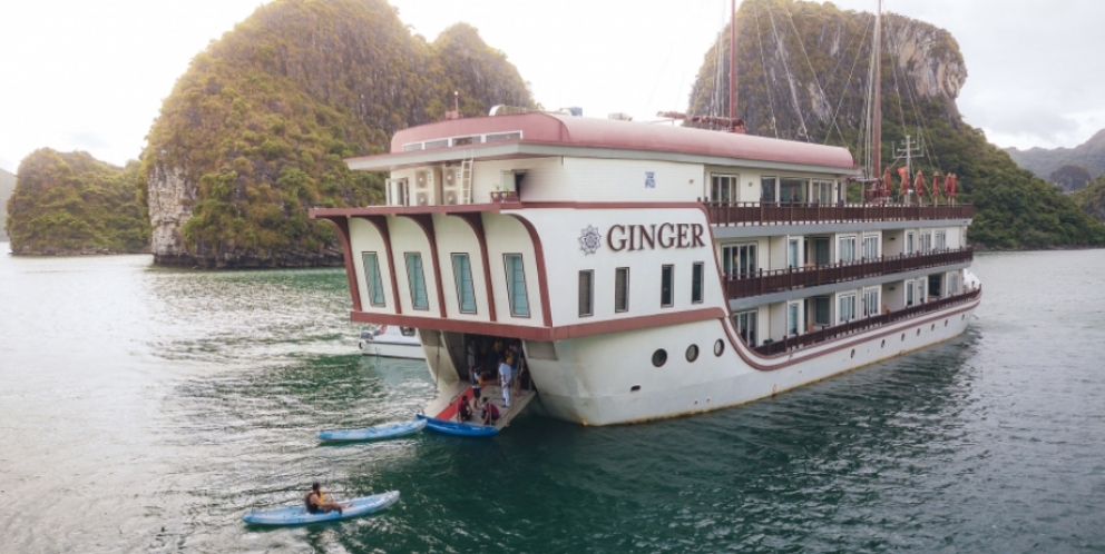 Back of Heritage Line Ginger cruise boat