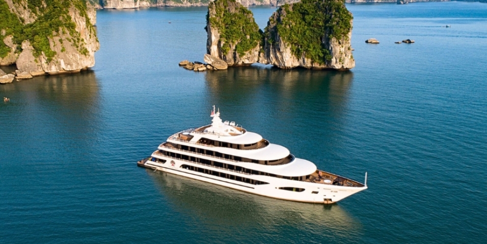 Scarlet Pearl Cruise Halong Bay