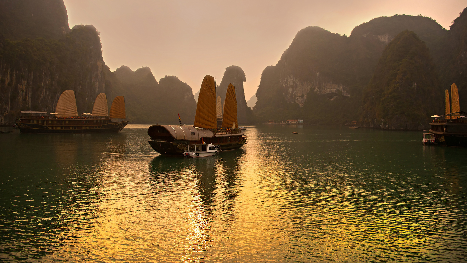 Halong Bay Cruises