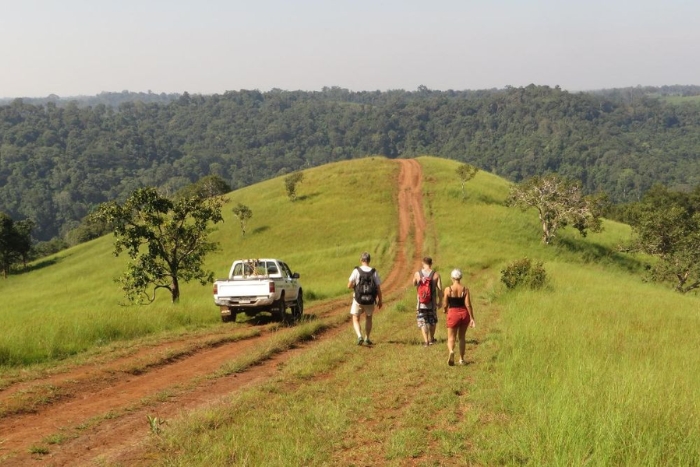 Family hiking in Mondulkiri
