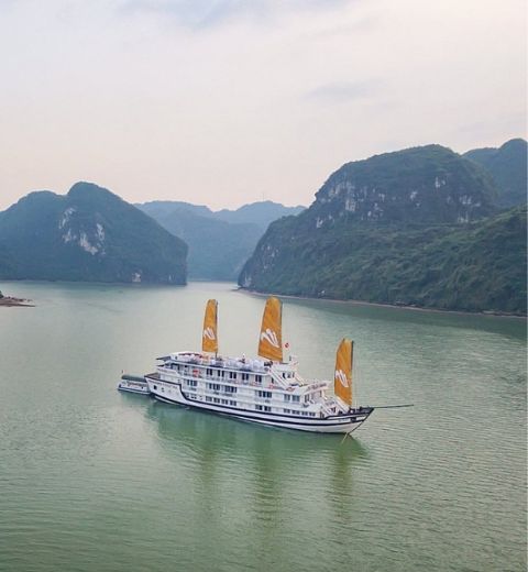 Paradise Peak Junk Cruise In Halong Bay