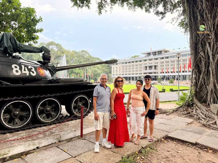 What Our Customers Say About Traveling in Vietnam 3