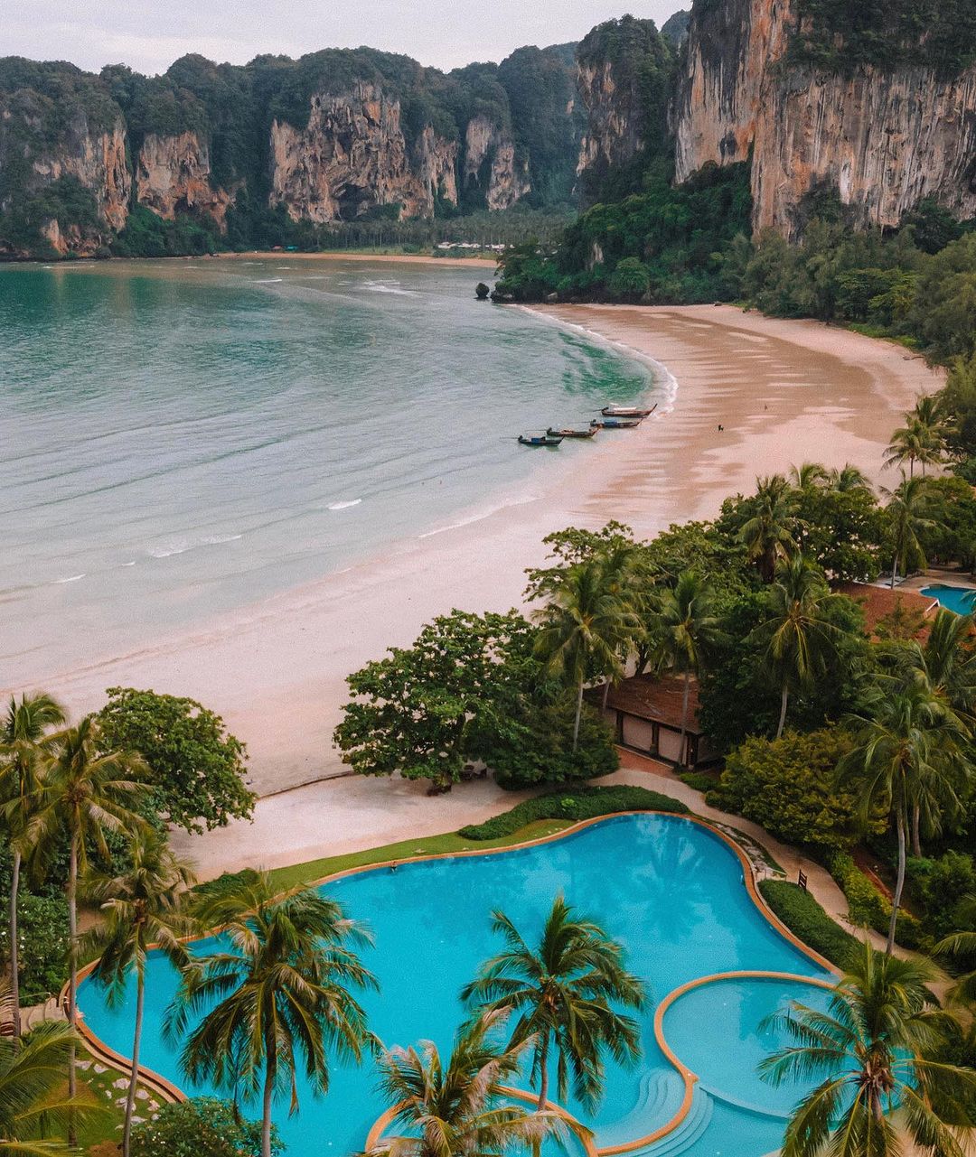 18-Thailand-Beach-Relax