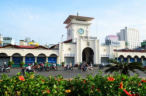 Da Nang To Ho Chi Minh City - Evening Vespa Street Food Tour