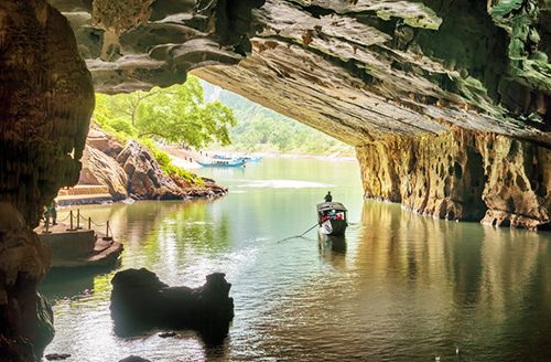 Hue – Quang Tri – Phong Nha Cave