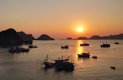 Hanoi - Cat Ba Island (L)