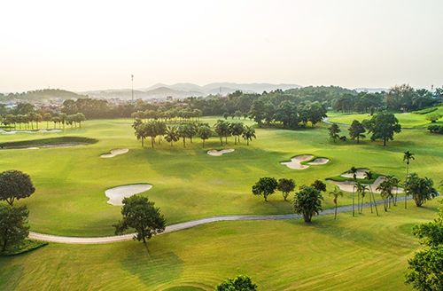 Golf At Chi Linh Star Golf & Transfer To Halong (Breakfast)