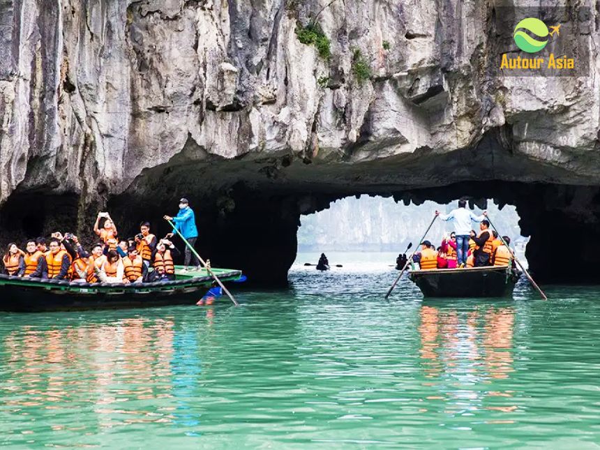 900-1200-11-halong-bay-cruise-vietnam-6