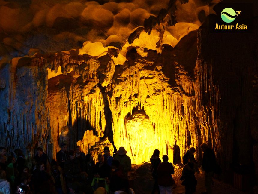 900-1200-2-halong-bay-cruise-vietnam-6