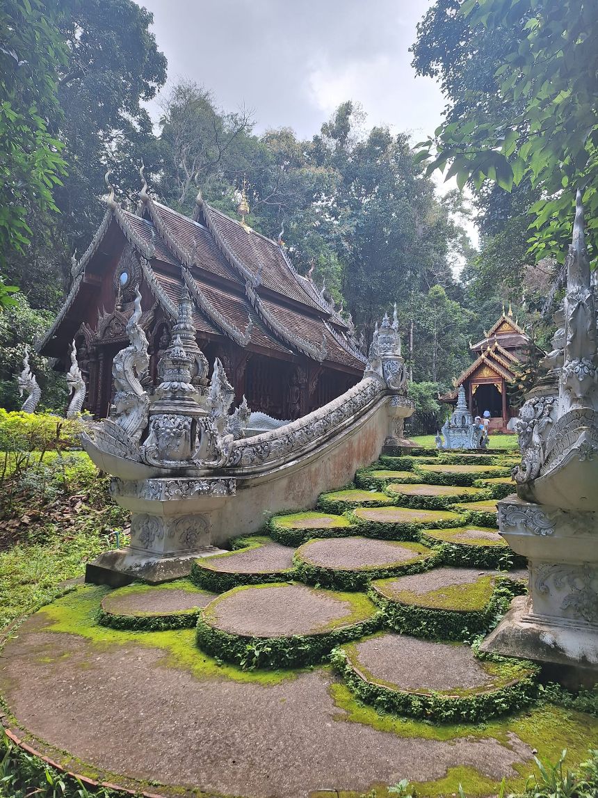 8-ChiangMai-ChiangRai-Elephant-Trekking