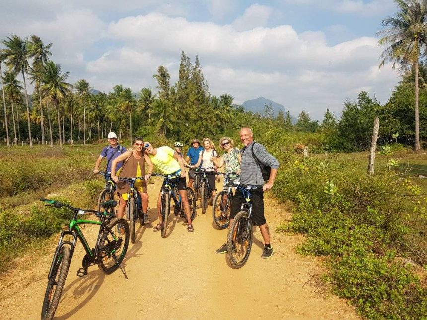 3-Cycling-Tour-Thailand