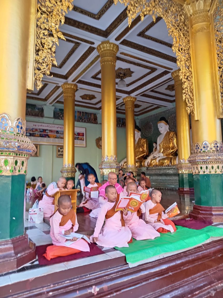 1-Pagoda-Yangon-Myanmar