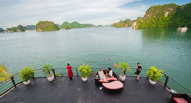 Lan Ha bays beauty from sundeck