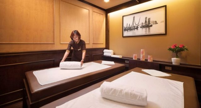 Spa & therapy on boat